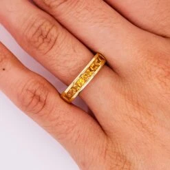 Golden Sapphire Band, 1.09 Carats In 14K Gold, Wedding Stacking Ring In Y/W/R Lv 9 Golden Sapphire Band, 1.09 Carats In 14K Gold, Wedding Stacking Ring In Y/W/R Lv -Mode Bijouterie Magasin IMG 6281 master