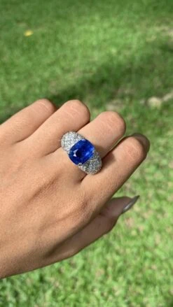 Unknown 6.02 Carat Ceylon Blue Sapphire Art Deco Style Ring 18k White Gold -Mode Bijouterie Magasin IMG 6401 master