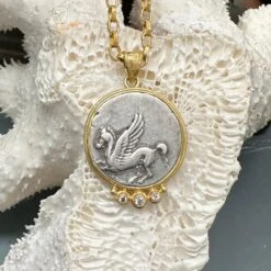 Ancient Greek 4th Century Bc Corinth Pegasus Coin Diamonds 18k Gold Pendant 22 Ancient Greek 4th Century Bc Corinth Pegasus Coin Diamonds 18k Gold Pendant -Mode Bijouterie Magasin IMG 6497 master