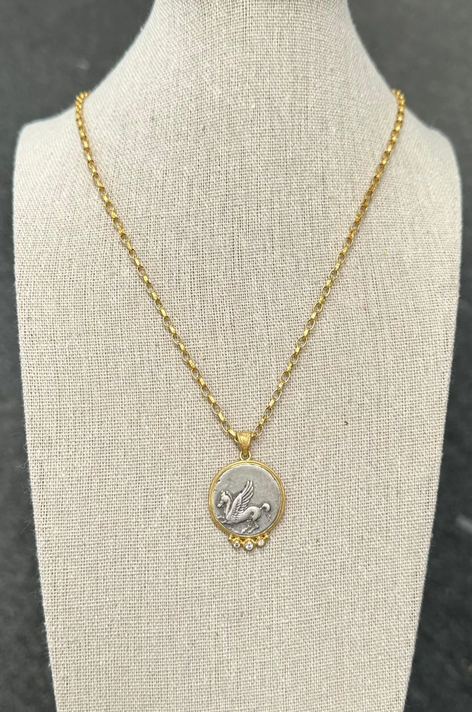 Ancient Greek 4th Century Bc Corinth Pegasus Coin Diamonds 18k Gold Pendant 10 Ancient Greek 4th Century Bc Corinth Pegasus Coin Diamonds 18k Gold Pendant – Image 8