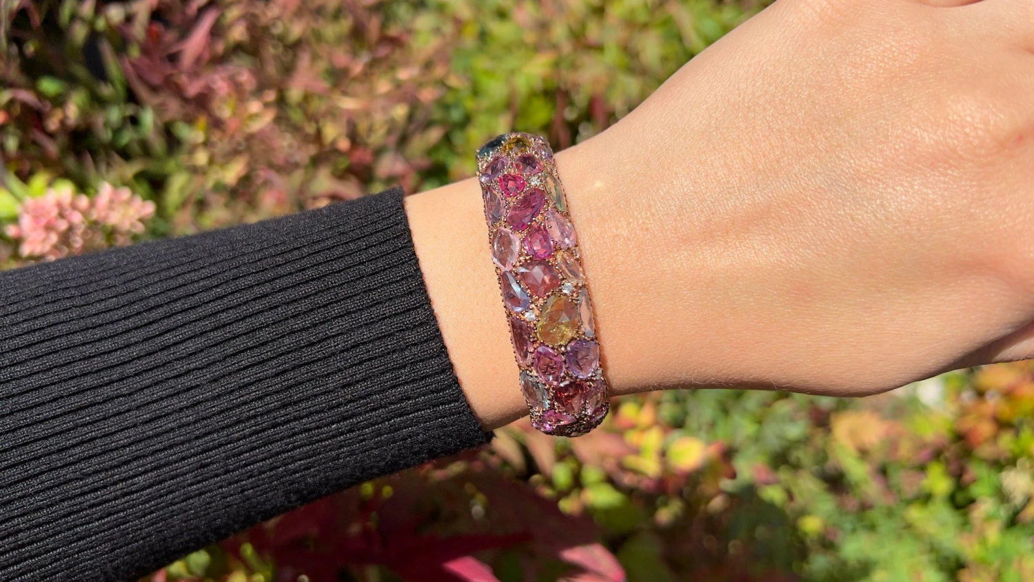 Unknown Fancy Color Sapphire Bracelet With Diamonds 98 Carats Total 18K Gold 10 Unknown Fancy Color Sapphire Bracelet With Diamonds 98 Carats Total 18K Gold – Image 8