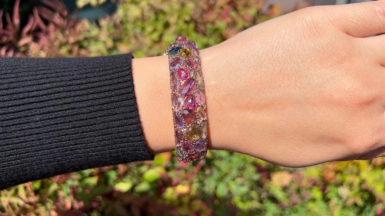 Unknown Fancy Color Sapphire Bracelet With Diamonds 98 Carats Total 18K Gold 9 Unknown Fancy Color Sapphire Bracelet With Diamonds 98 Carats Total 18K Gold – Image 7