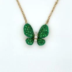 Unknown Tsavorite Butterfly Necklace In 18 Karat Yellow Gold 8 Unknown Tsavorite Butterfly Necklace In 18 Karat Yellow Gold -Mode Bijouterie Magasin IMG 8716 master