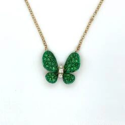 Unknown Tsavorite Butterfly Necklace In 18 Karat Yellow Gold 9 Unknown Tsavorite Butterfly Necklace In 18 Karat Yellow Gold -Mode Bijouterie Magasin IMG 8717 master 1