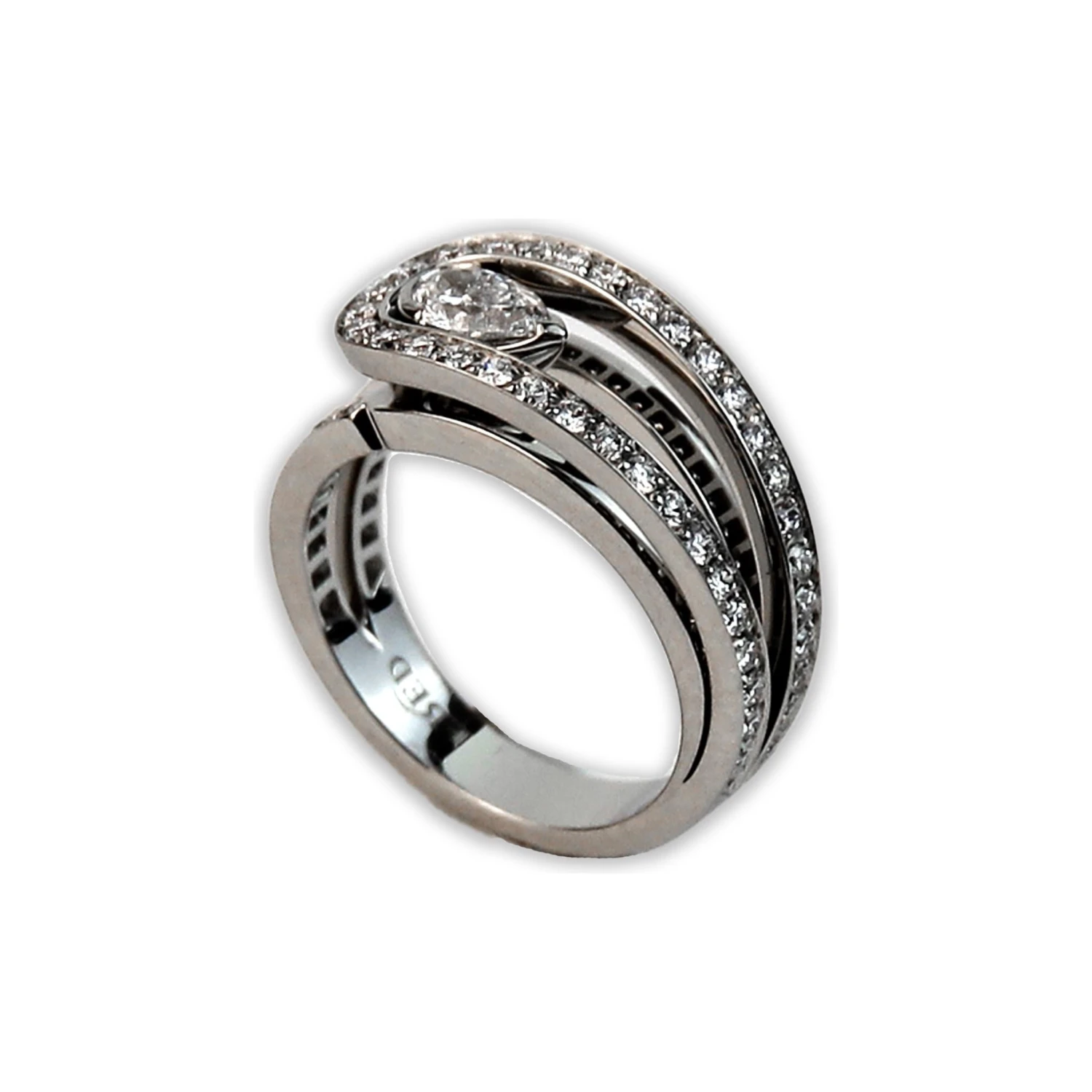 Fred Of Paris Platinum Pear Diamond Ring 5 Fred Of Paris Platinum Pear Diamond Ring – Image 3