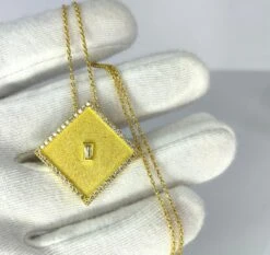 Georgios Collection 18 Karat Yellow Gold Diamond Square Pendant With Chain -Mode Bijouterie Magasin IMG 8846 copy master