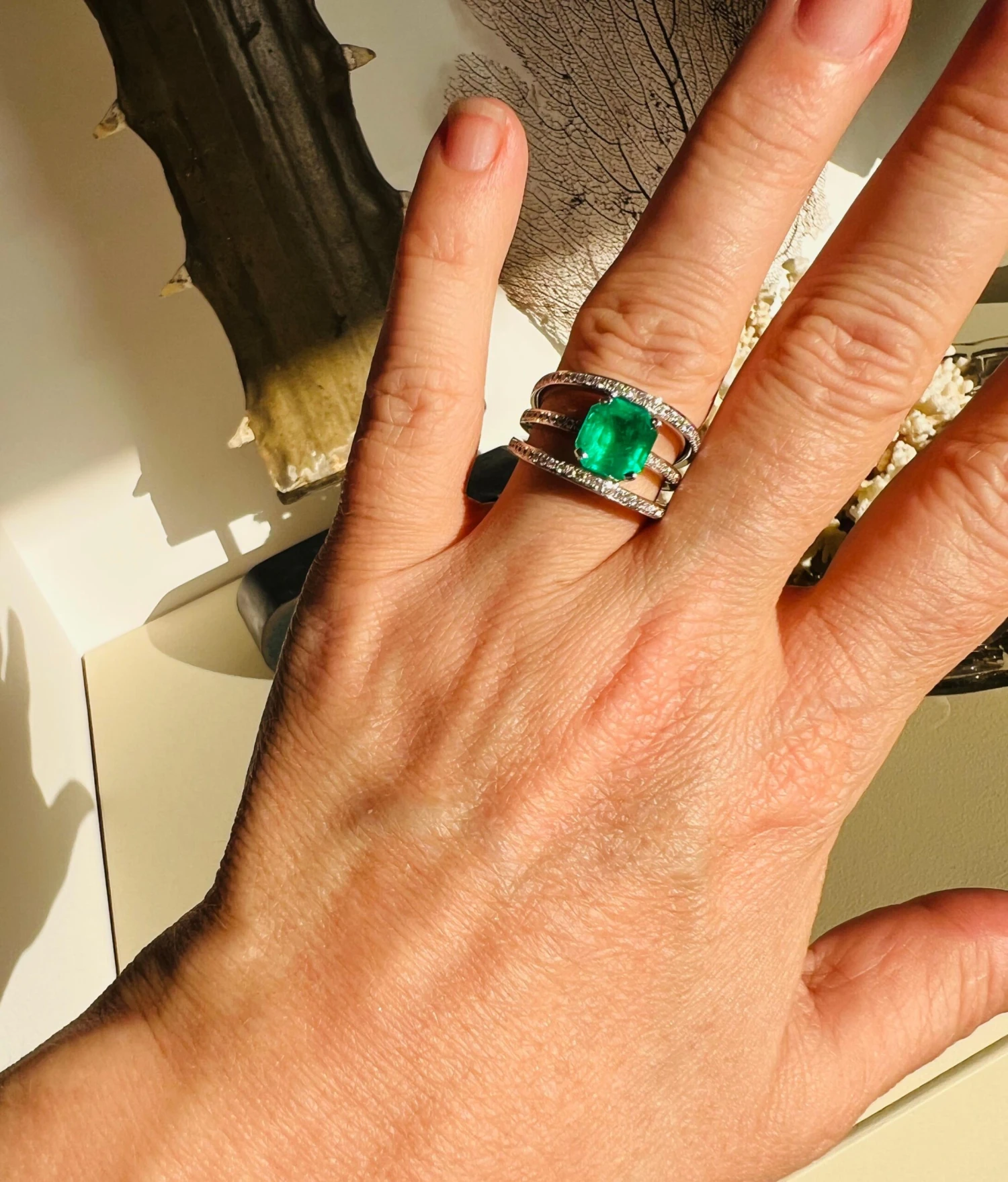 Unknown Emerald Cocktail Ring 18 Carat White Gold Diamonds 12 Unknown Emerald Cocktail Ring 18 Carat White Gold Diamonds – Image 10