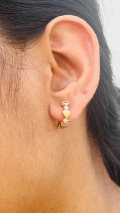 Dainty Love Heart Diamond Huggie Hoop Earrings In 14Karat Solid Yellow Gold -Mode Bijouterie Magasin IMG 8926 master