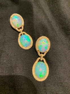 Goshwara Opal Cabochon And Diamond Earrings 11 Goshwara Opal Cabochon And Diamond Earrings -Mode Bijouterie Magasin JE0328 OP master 3