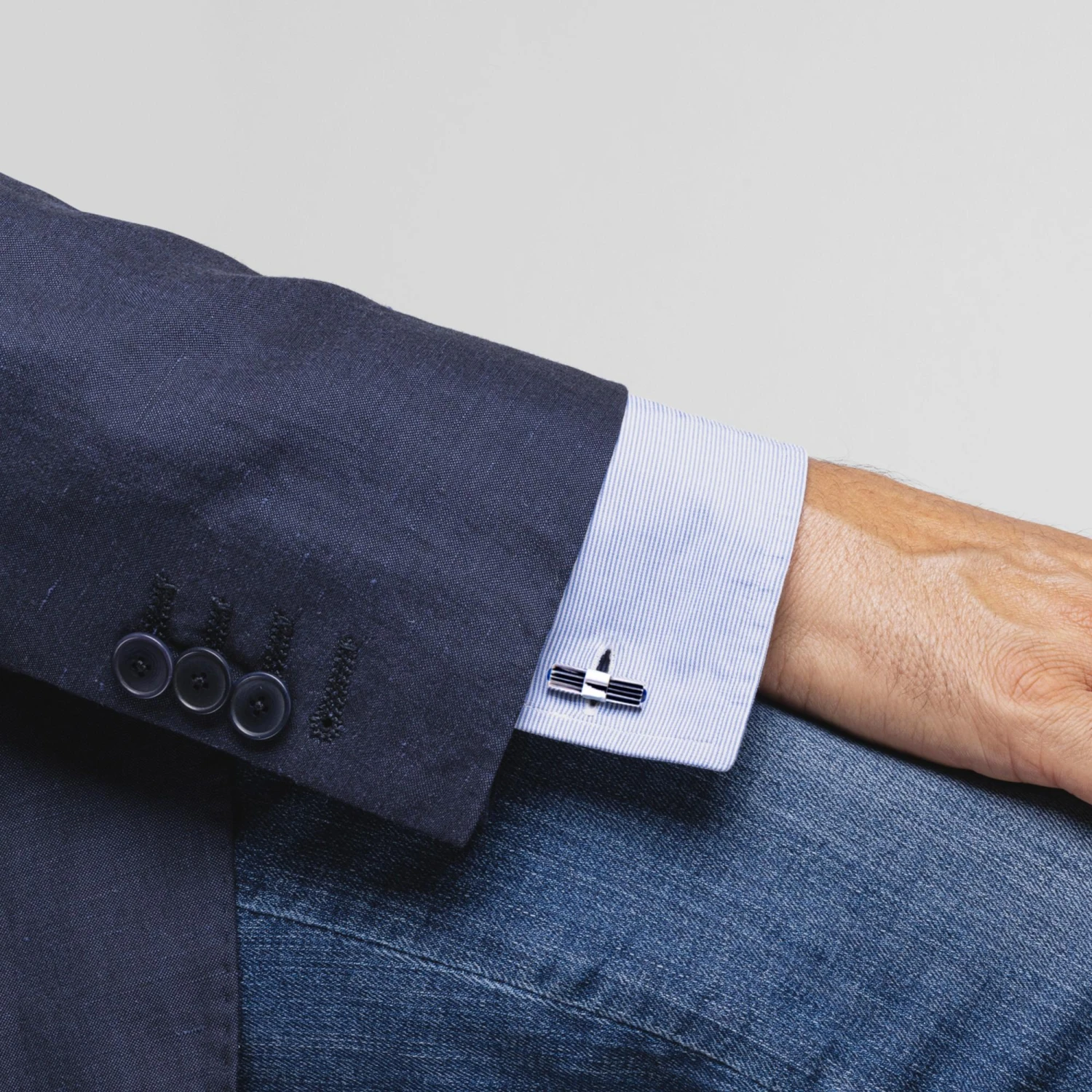 Alex Jona Lapis Lazuli Sterling Silver Bar Cufflinks 4 Alex Jona Lapis Lazuli Sterling Silver Bar Cufflinks – Image 2