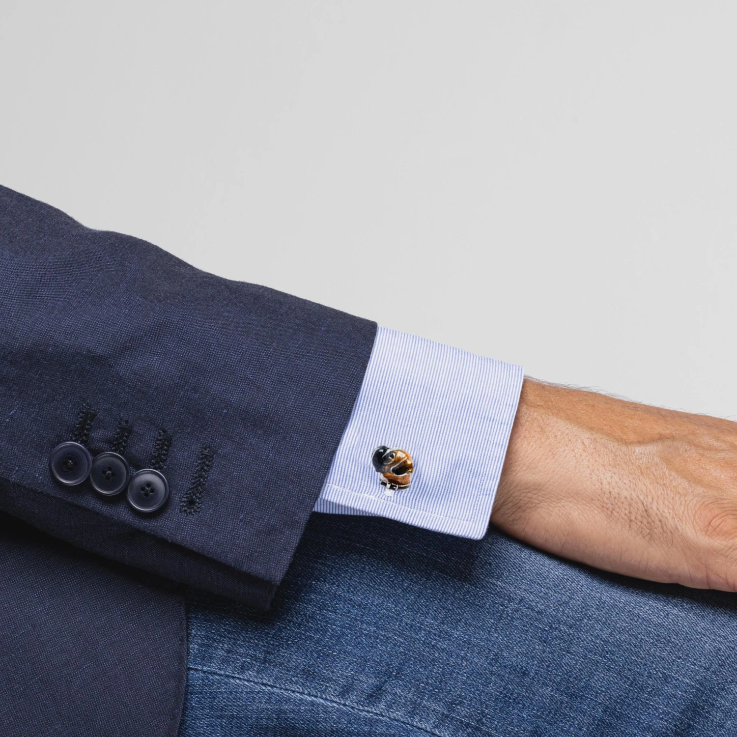 Alex Jona Sterling Silver Enamel Boxer Dog Cufflinks 4 Alex Jona Sterling Silver Enamel Boxer Dog Cufflinks – Image 2