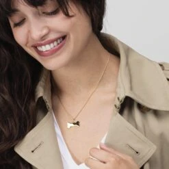 Alex Jona 18 Karat Yellow Gold Dog Bone Pendant Necklace -Mode Bijouterie Magasin Jona 18 05 005 1 master