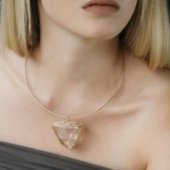 Triangle Rock Crystal Choker & One-Off Necklace In 14kt Gold Cocktail Statement -Mode Bijouterie Magasin Kristle SheilaWestera necklace LR master