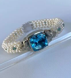 Marina J. 18k White Gold, Diamond, Pearl & London Blue Topaz Bracelet 11 Marina J. 18k White Gold, Diamond, Pearl & London Blue Topaz Bracelet -Mode Bijouterie Magasin LBTDB3 master