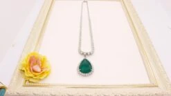 Unknown Certified 40 Carat Emerald And Diamond Necklace In 18 Karat Gold -Mode Bijouterie Magasin MG 6277 1 master