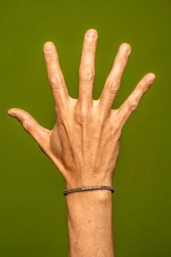 Men's Bracelet Loop Line Tennis, 18 Karat Red Gold And 3 Point Black Diamonds 9 Men's Bracelet Loop Line Tennis, 18 Karat Red Gold And 3 Point Black Diamonds -Mode Bijouterie Magasin MTT04021 master