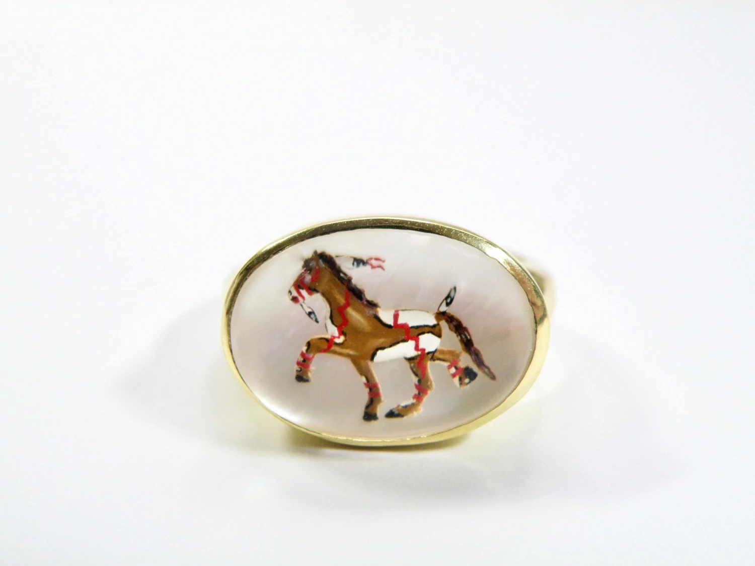 18K Reverse Crystal Mother Of Pearl Hand Painted Brown War Pony Ring 6 18K Reverse Crystal Mother Of Pearl Hand Painted Brown War Pony Ring – Image 4