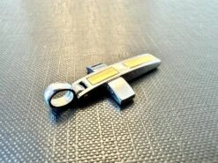 Unknown Modern Italian Cross 18 Karat White And Yellow Gold 11 Unknown Modern Italian Cross 18 Karat White And Yellow Gold -Mode Bijouterie Magasin P1663 cD master