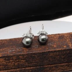 Unknown 18k White Gold “Mikimoto” Tahitian Pearl & Diamond Earrings -Mode Bijouterie Magasin P6051294 master