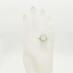 Unknown GIA White Diamond Round Halo Ring In Platinum -Mode Bijouterie Magasin PSX 20230525 095816 master