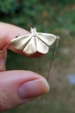 Moth Necklace -Mode Bijouterie Magasin PSX 20230612 193017 master