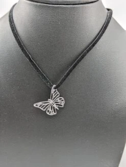 Platinum Monarch Butterfly And GIA Diamonds Pendant Necklace -Mode Bijouterie Magasin PXL 20230613 134533819 master