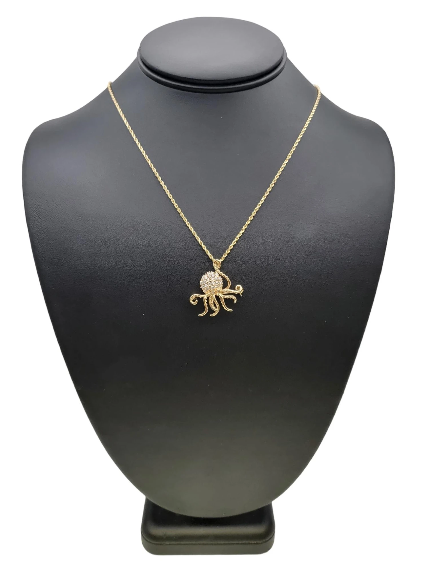 Unknown Delightful 14 Karat Polished Yellow Gold Octopus Brooch / Pendant With Diamonds 14 Unknown Delightful 14 Karat Polished Yellow Gold Octopus Brooch / Pendant With Diamonds – Image 12