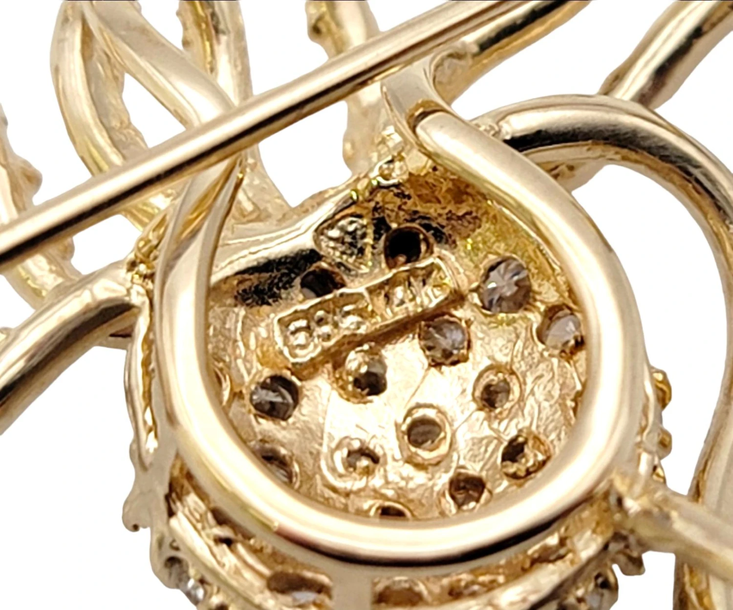 Unknown Delightful 14 Karat Polished Yellow Gold Octopus Brooch / Pendant With Diamonds 11 Unknown Delightful 14 Karat Polished Yellow Gold Octopus Brooch / Pendant With Diamonds – Image 9