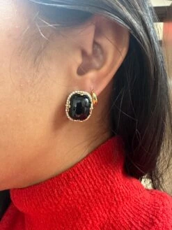 Goshwara Onyx Cushion Cabochon With Diamond Earrings -Mode Bijouterie Magasin Photo Apr 27 2023 10 09 1686604602268 master