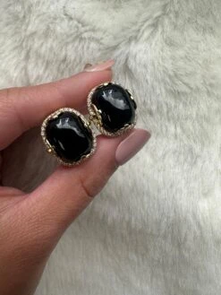 Goshwara Onyx Cushion Cabochon With Diamond Earrings -Mode Bijouterie Magasin Photo May 01 2023 12 30 1686604611009 master
