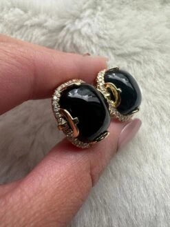 Goshwara Onyx Cushion Cabochon With Diamond Earrings -Mode Bijouterie Magasin Photo May 01 2023 12 30 1686604617286 master
