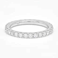 Timeless Brilliance: 1.11 Carat Diamond Eternity Ring In 18 Karat White Gold -Mode Bijouterie Magasin R078130 10 master