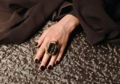 Black Smoke Quartz In 14 Karat Gold F Cocktail Statement Ring By The Artist -Mode Bijouterie Magasin Ripley SheilaWestera TA hand brown master