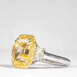 Shreve, Crump & Low GIA Certified 8.02 Carat Fancy Yellow Asscher Diamond Ring -Mode Bijouterie Magasin S1 18 master