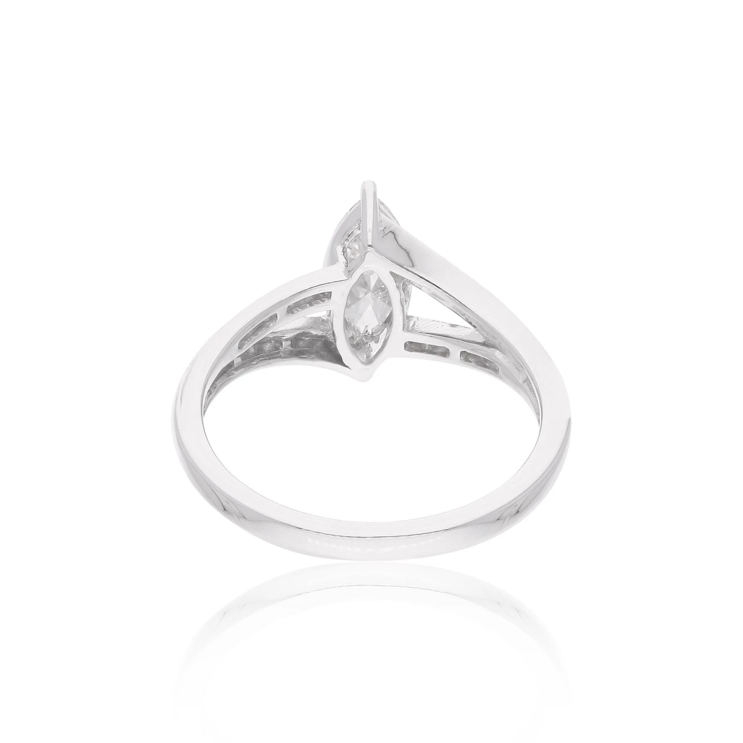 Natural 0.94 Carat Marquise & Round Diamond Wedding Ring 18 Karat White Gold 6 Natural 0.94 Carat Marquise & Round Diamond Wedding Ring 18 Karat White Gold – Image 4