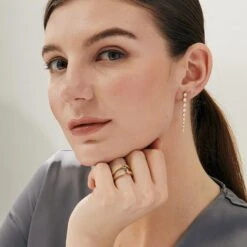 Syna Yellow Gold Hex Duster Earrings With Diamonds -Mode Bijouterie Magasin SYNA E55272CDIA M1 master