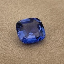 Unknown Sapphire Blue-Violet, 7.02ct, No Heat, Madagascar -Mode Bijouterie Magasin Sapphire violet blue 7 02ct front sideways master