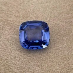 Unknown Sapphire Blue-Violet, 7.02ct, No Heat, Madagascar -Mode Bijouterie Magasin Sapphire violet blue 7 02ct front window master