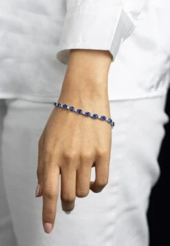 Roman Malakov 12.56 Carat Total Oval Cut Blue Sapphire & Diamond Tennis Bracelet 15 Roman Malakov 12.56 Carat Total Oval Cut Blue Sapphire & Diamond Tennis Bracelet -Mode Bijouterie Magasin TB471 3 master