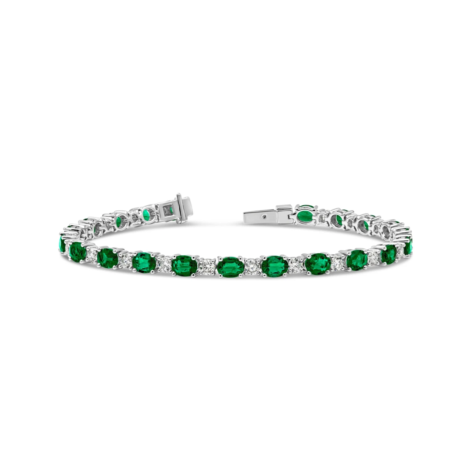 7.27 Carats Total Oval Cut Colombian Emerald & Diamond Tennis Bracelet 4 7.27 Carats Total Oval Cut Colombian Emerald & Diamond Tennis Bracelet – Image 3