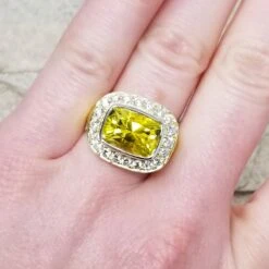 Cynthia Scott 4.57 Carat Canary Yellow Tourmaline Aphrodite Ring, GIA Report 14 Cynthia Scott 4.57 Carat Canary Yellow Tourmaline Aphrodite Ring, GIA Report -Mode Bijouterie Magasin TM 20 3 3000 x 3000 72 6 master
