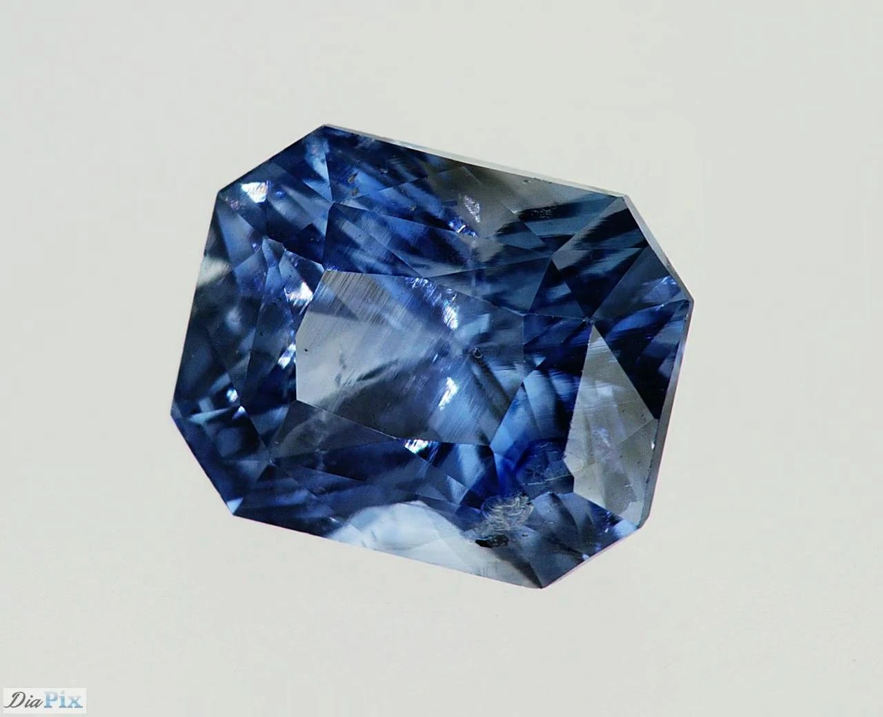 Unknown Certified Unheated Blue Sapphire, Sri Lanka 2.06 Carat 6 Unknown Certified Unheated Blue Sapphire, Sri Lanka 2.06 Carat – Image 4