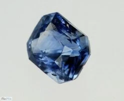 Unknown Certified Unheated Blue Sapphire, Sri Lanka 2.06 Carat 19 Unknown Certified Unheated Blue Sapphire, Sri Lanka 2.06 Carat -Mode Bijouterie Magasin VideoCapture 20230613 170007 master