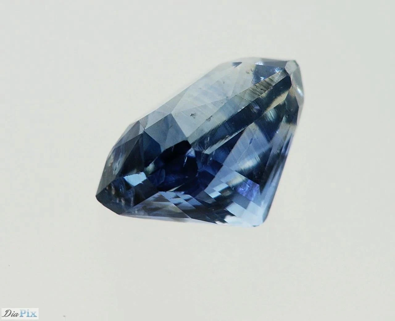 Unknown Certified Unheated Blue Sapphire, Sri Lanka 2.06 Carat 9 Unknown Certified Unheated Blue Sapphire, Sri Lanka 2.06 Carat – Image 7