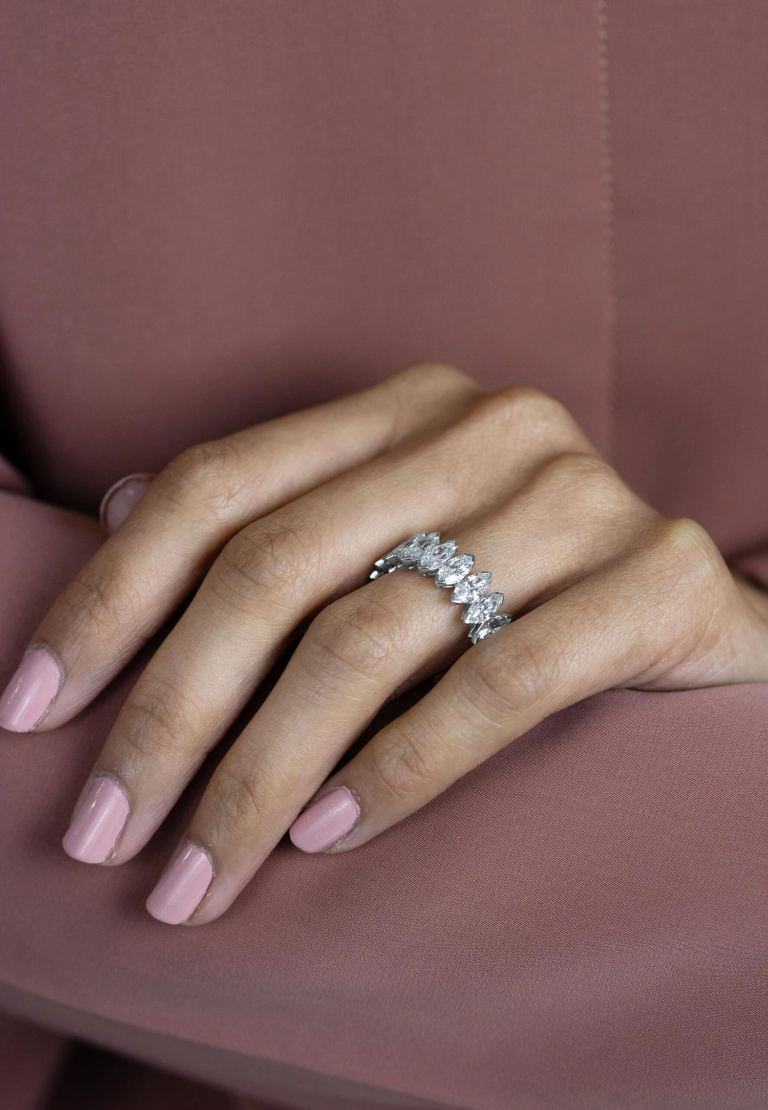 Roman Malakov 5.85 Carats Total Marquise Cut Diamond Eternity Wedding Band 8 Roman Malakov 5.85 Carats Total Marquise Cut Diamond Eternity Wedding Band – Image 6