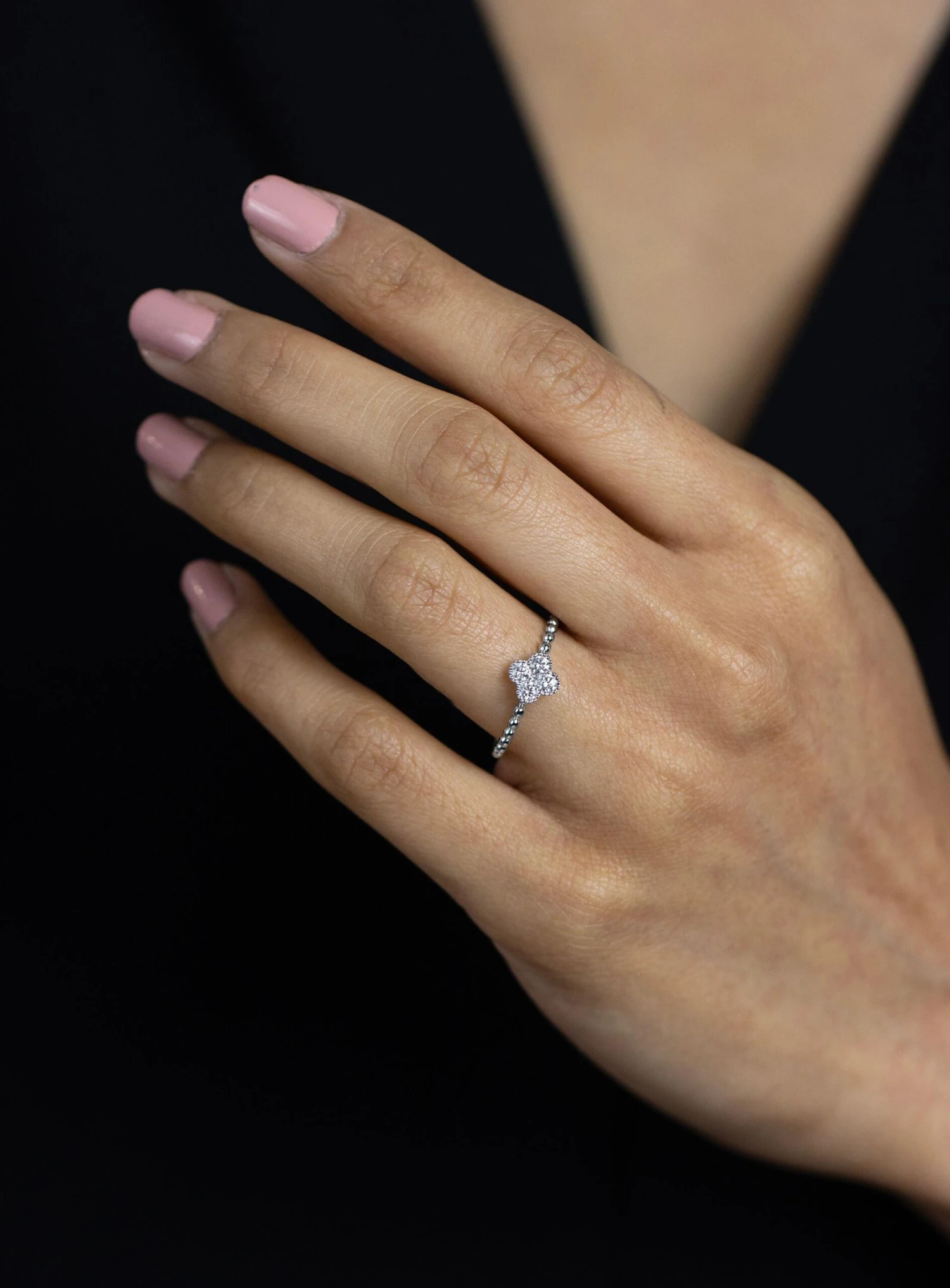 Roman Malakov 0.26 Carats Total Brilliant Round Cut Diamond Clover Fashion Ring 8 Roman Malakov 0.26 Carats Total Brilliant Round Cut Diamond Clover Fashion Ring – Image 6