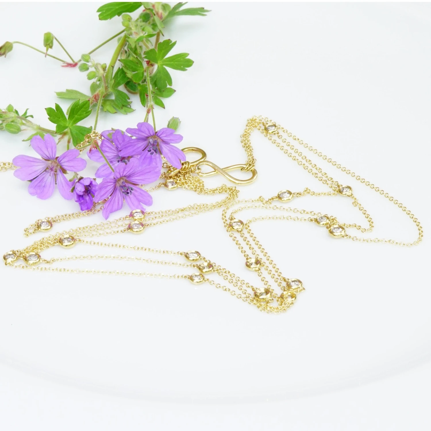 1.38 Carat Three-Row Chain 21 Fullcut Diamonds Amazing Decorative Italian Style 8 1.38 Carat Three-Row Chain 21 Fullcut Diamonds Amazing Decorative Italian Style – Image 6