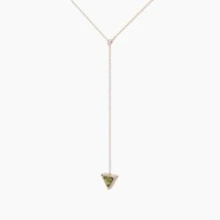 Diamond And Green Tourmaline Multi-Strand Fashion Triangle Necklace In 18kt Gold 11 Diamond And Green Tourmaline Multi-Strand Fashion Triangle Necklace In 18kt Gold -Mode Bijouterie Magasin collll master