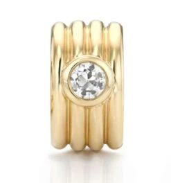 Handcrafted Eleni Huggie Earrings With Old European Cut Diamonds By Single Stone 7 Handcrafted Eleni Huggie Earrings With Old European Cut Diamonds By Single Stone -Mode Bijouterie Magasin eleni huggie 1 master