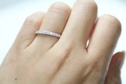 18 Karat White Gold Wedding Band Ring With Diamonds -Mode Bijouterie Magasin gant198 5 master